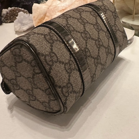 Gucci GG Supreme Mini Joy Boston Bag - Picture 12 of 15